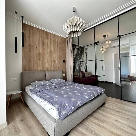Sea Symphony 3-Bedrooms Lux Apartment Odessa Buitenkant foto